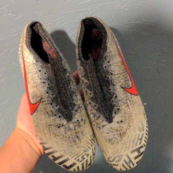 Neymar nikes - Picture 1 of 4